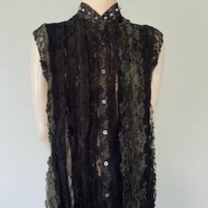 COMME des GARCON - LACE / STUDDED SHIRT